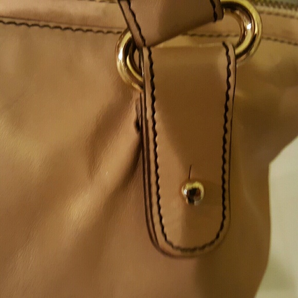 ***XL Badgley Mischka Leather Bag bought it here used twice & stored - Picture 7 of 12